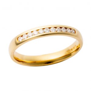 18ct Yellow Gold Diamond Band 200Y