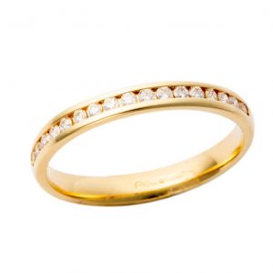18ct Yellow Gold Channel Set Band 211